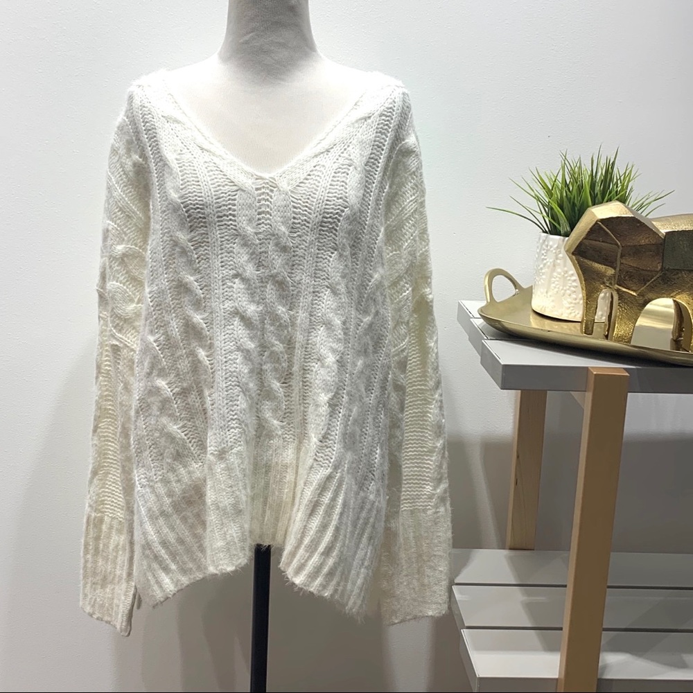 NWOT Ivory Sweater